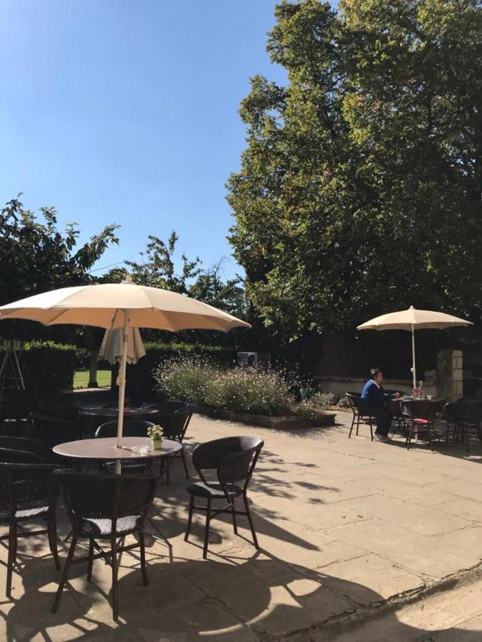 Golf Club D'Uzes Bed & Breakfast Luaran gambar